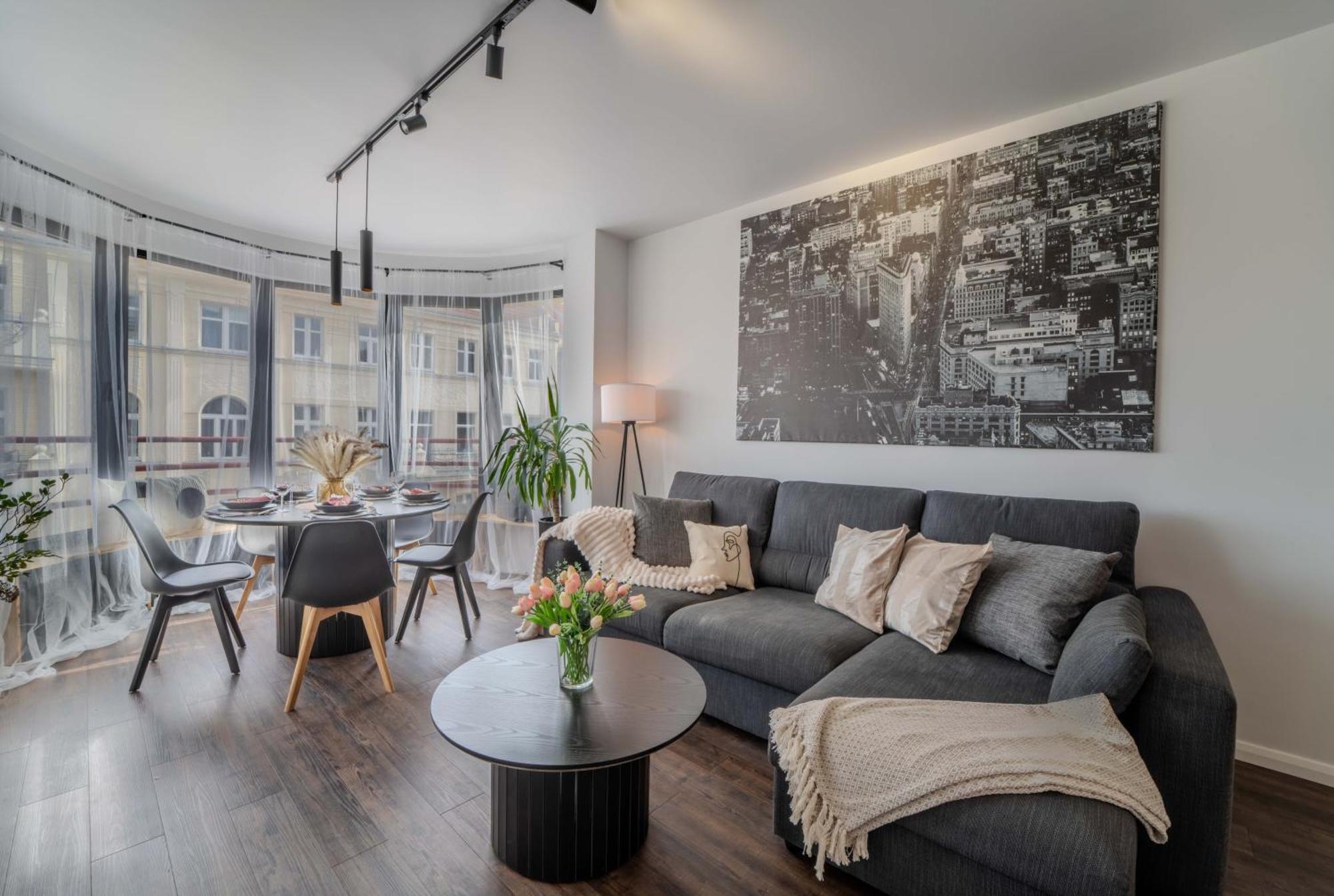 New Large Modern Apartment - City Center - 60M2 - Lift - Parking Wrocław Exteriör bild
