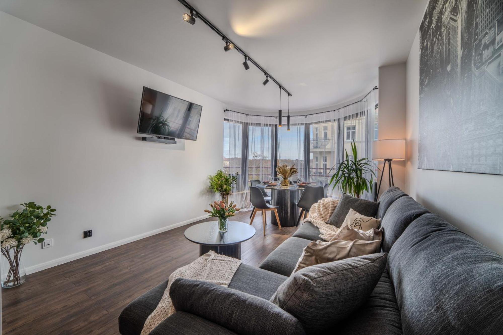 New Large Modern Apartment - City Center - 60M2 - Lift - Parking Wrocław Exteriör bild
