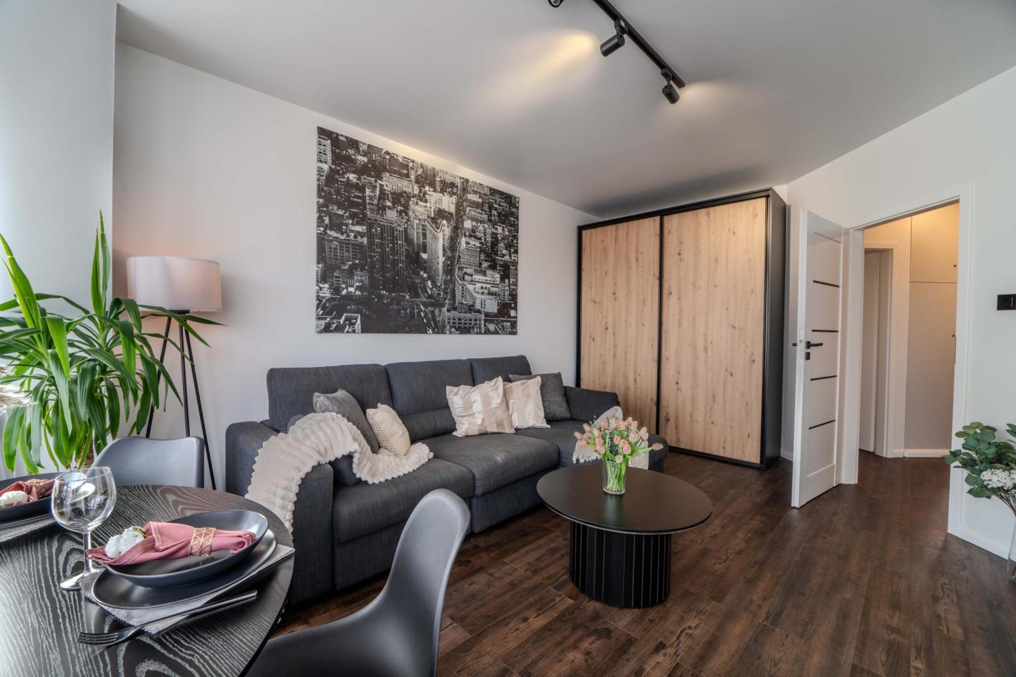 New Large Modern Apartment - City Center - 60M2 - Lift - Parking Wrocław Exteriör bild