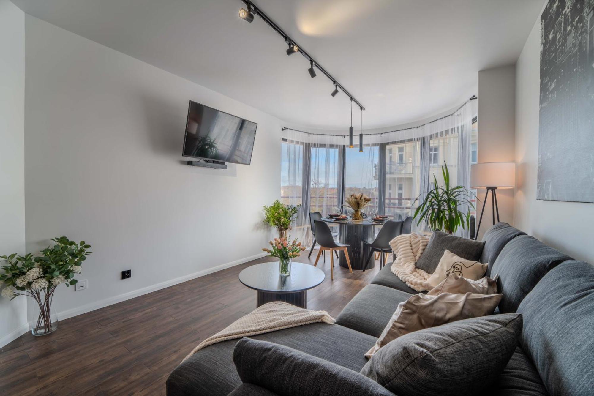 New Large Modern Apartment - City Center - 60M2 - Lift - Parking Wrocław Exteriör bild