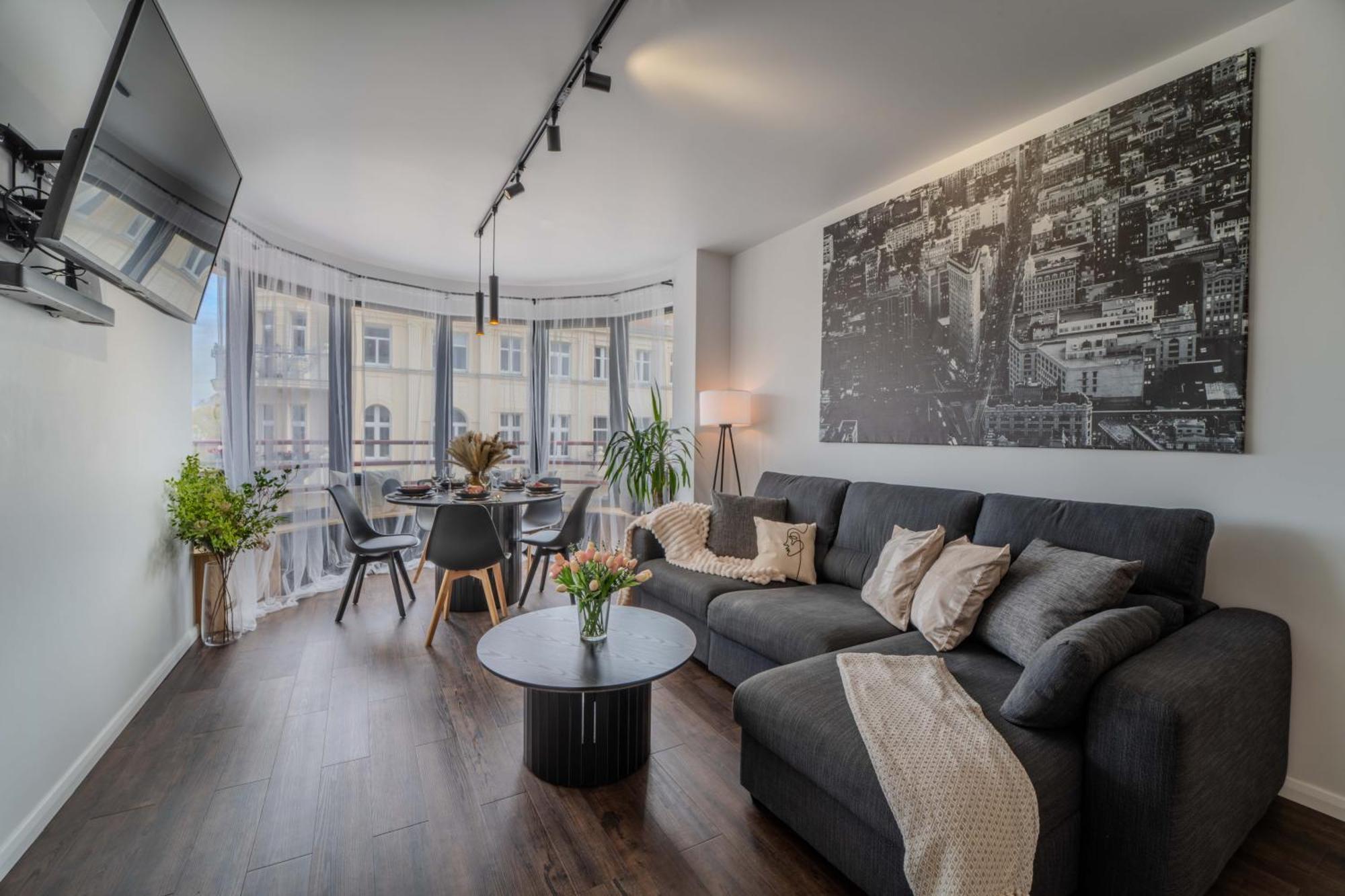 New Large Modern Apartment - City Center - 60M2 - Lift - Parking Wrocław Exteriör bild